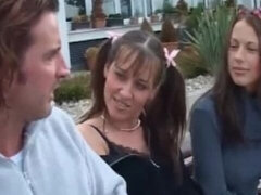 Blasen, Britisch, Hochschule, Orgie, Rotschopf, Schulmädchen, Titten, Uniform