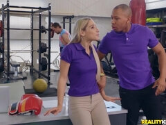 Красотки, Большой член, Черные, Женщины, Спортзал, Секс без цензуры, Порнозвезда