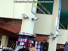 Amateur, Mamada, Pareja, Dinero, Al aire libre, Perforación, Público, Coño