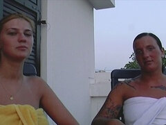 Faustfick, Deutsch, Küssen, Lesbisch, Orgasmus, Im freien, Muschi, Jungendliche (18+)