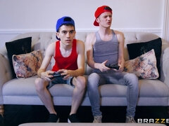 Grote mammen, Blond, Brits, Jurk, Vrijster, Moeder die ik wil neuken, Softcore pornografie, Zoon