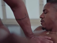 Anal, Cul, Lécher le cul, Sucer une bite, Noir ébène, Homosexuelle, Interracial, Tatouage