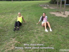 Rubia, Pareja, Checa, Sexo duro, Dinero, Público