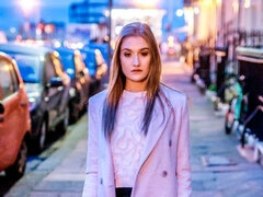 お尻, ブロンド, フェラチオ, 手コキする, 旦那, なめる, 靴, ティーン