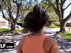 Fit Milf With Thick Body Kiki Klout Gets Shot Of Protein After Sweaty Hardcore Workout