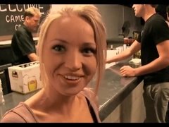 Lieveling, Blond, Masturbatie, Openbaar