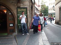 Culo grande, Tetas grandes, Mamada, Garganta profunda, Abuelita, Maduro, Gritar, Adolescente