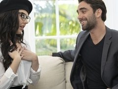 Culo, Mamada, Engañando, Estilo perrito, Gafas, Pajear, Madres para coger, Medias largas