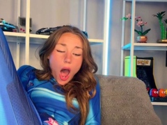 Anya Matusevich Fills Her Cunt With Tentacle Dildo In D. Va