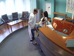 Médico, Penetracion con dedos, Lamidas, Oficina, Coño, Apretado, Virgen, Mojado