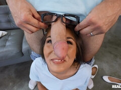 Asiatique, Grosse bite, Sucer une bite, Brunette brune, Lunettes, Léchez, Suçant, Adolescente
