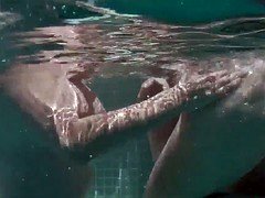 Amateur, Français, Lesbienne, Piscine, Voyeur