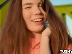 Жопа, Минет, Собачьи, Сперма на лице, Большие дырки, Наездница, Тощие, Игрушки