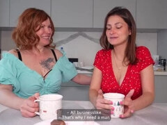 Grosse bite, Sucer une bite, Conversation vulgaire, Grosse, Seins naturels, Rousse roux, Pute, Plan cul à trois