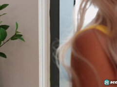 Blonde, Plantureuse, Robe, Masturbation, Mère que j'aimerais baiser, Maman, Solo, Nénés
