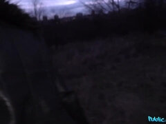 Блондинки, Грудастые, Милф, Натуральные сиськи, На природе, От первого лица, На публике, Сиськи