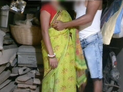 Guy vulva plumbing Delhi aunty