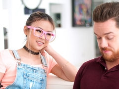 Asiatique, Cul, Branlette thaïlandaise, Interracial, Pov, Rasée, Adolescente, Nénés