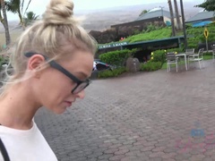 Amateur, Cul, Blonde, Lunettes, Pov, Mamelons bombés, Chatte, Rasée