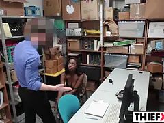 素人, お尻, フェラチオ, 巨乳な, 汚れた　, お仕置き, 叫ぶ, ティーン