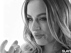 Arschlecken, Blondine, Braunhaarige, Lesbisch, Lecken, Tätowierung, Titten