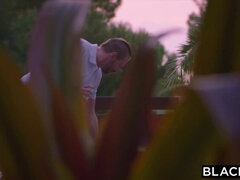 Черные, Минет, Брюнетки, Член, Семья, Затыкание рта, Межрасовый секс, Наездница