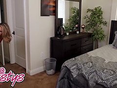 Schlafzimmer, Geschnappt, Lesbisch, Lecken, Natürlichen titten, Muschi, Rotschopf, Jungendliche (18+)