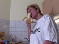 素人, ビッチ, ボトル, 毛深い, Hd, 熟年, 淫乱熟女