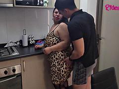 Leie, Wohlbeleibte schöne frauen, Grosse titten, Geile alte tussi, Hardcore, Milf, Verführt, Stiefmutter