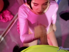 Cul, Nana, Brunette brune, Tchèque, Masturbation, Piercing, Chatte, Nénés