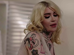 Anaal, Grote lul, Blond, Stel, Fetisj, Zoenen, Shemale, Tatoeage