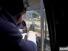 Leie, Blasen, Braunhaarige, Vollbusig, Hundestellung, Hardcore, Latina, Reiten