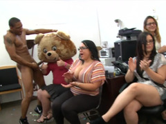 Grote lul, Kantoor, Feest, Zuigen