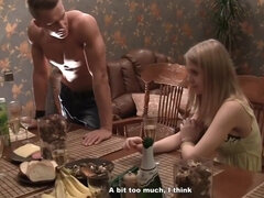 Arsch, Blondine, Braunhaarige, Kehlenfick, Hd, Orgasmus, Student, Flotter dreier