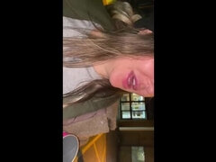 Britannique, Grossier, Marrant, Humiliation, De plein air, Public, Pute, Nénés