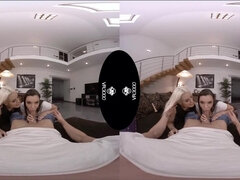 Grote mammen, Blond, Pijpbeurt, Rondborstig, Handbeurt, Natuurlijke tieten, Tieten likken