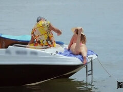 Amerikanisch, Blasen, Hundestellung, Betrunken, Flashen, Im freien, Pov, Realität