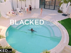 デカチン, フェラチオ, 浮気者, カップル, バック, 異人種間, 赤毛, オッパイの