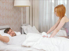 Sucer une bite, Éjaculation interne, Hard, Orgasme, Rousse roux, Rasée, Nénés, Mouillée