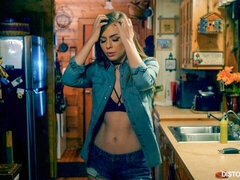 Grosser arsch, Grosser schwanz, Schwarz, Blasen, Fesselspiele, Riesenschwanz, Natürlichen titten, Jungendliche (18+)