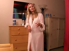 エロ熟女, 女 人男 人, 下着, 淫乱熟女, ガリガリ, 義母, 禁句, 三人