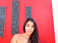 Tussi, Grosser arsch, Grosse titten, Latina, Masturbation, Solo, Titten, Spielzeuge