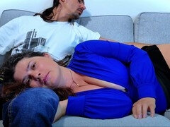 Blasen, Kehlenfick, Handjob, Selbstgemacht, Mutti, Spanisch, Stiefmutter, Taboo