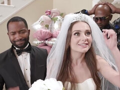 Минет, Брюнетки, Семяизвержение, Глубокая глотка, Собачьи, Групповуха, Группа, Межрасовый секс