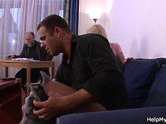 Cul, Cocu, Branlette thaïlandaise, Maman, Belle mère, Suçant, Nénés, Épouse