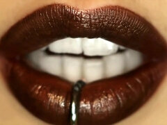 Gros cul, Gros seins, Plantureuse, Queue, Doigter, Seins naturels, Rousse roux, Nénés