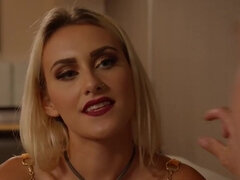 Blonde, Sucer une bite, Branlette thaïlandaise, Hard, Hôtel, Lingerie, Masturbation, Mère que j'aimerais baiser