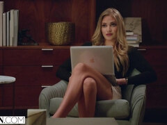 Blond, Bruinharig, Diep in de keel, Sperma in gezicht, Likken, Rijden, Zuigen, Tiener