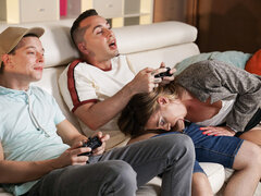 ブロンド, 口内発射, イマラチオ, 面白, ヒール, キッチン, なめる, オマンコ