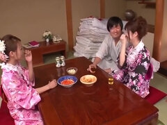 アジア人, お尻, 浴室, デカパイ, イマラチオ, チン, 淫乱熟女, オッパイの